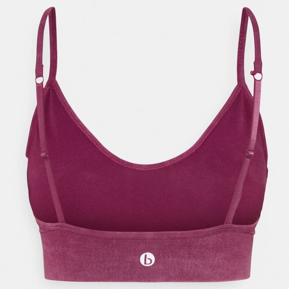Cotton On - Body - V Neck Padded Sports Bra - Picture 10 of 10